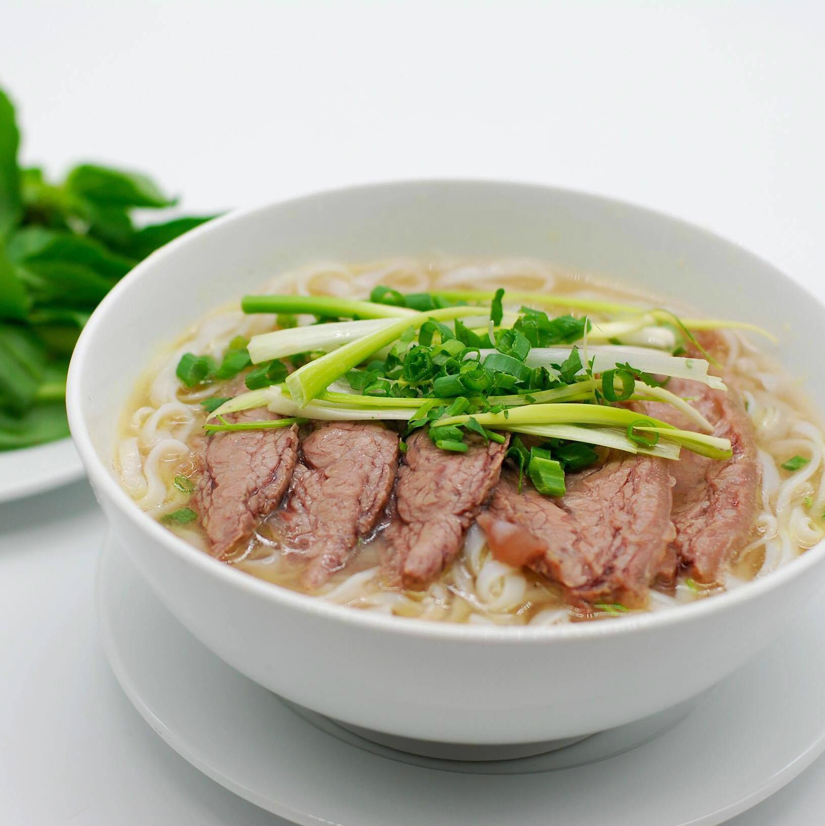 Mách bạn cách chọn thịt bò tươi ngon cho món phở truyền thống